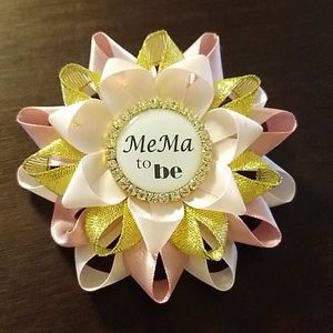 Cute pin for the MeMa To BE